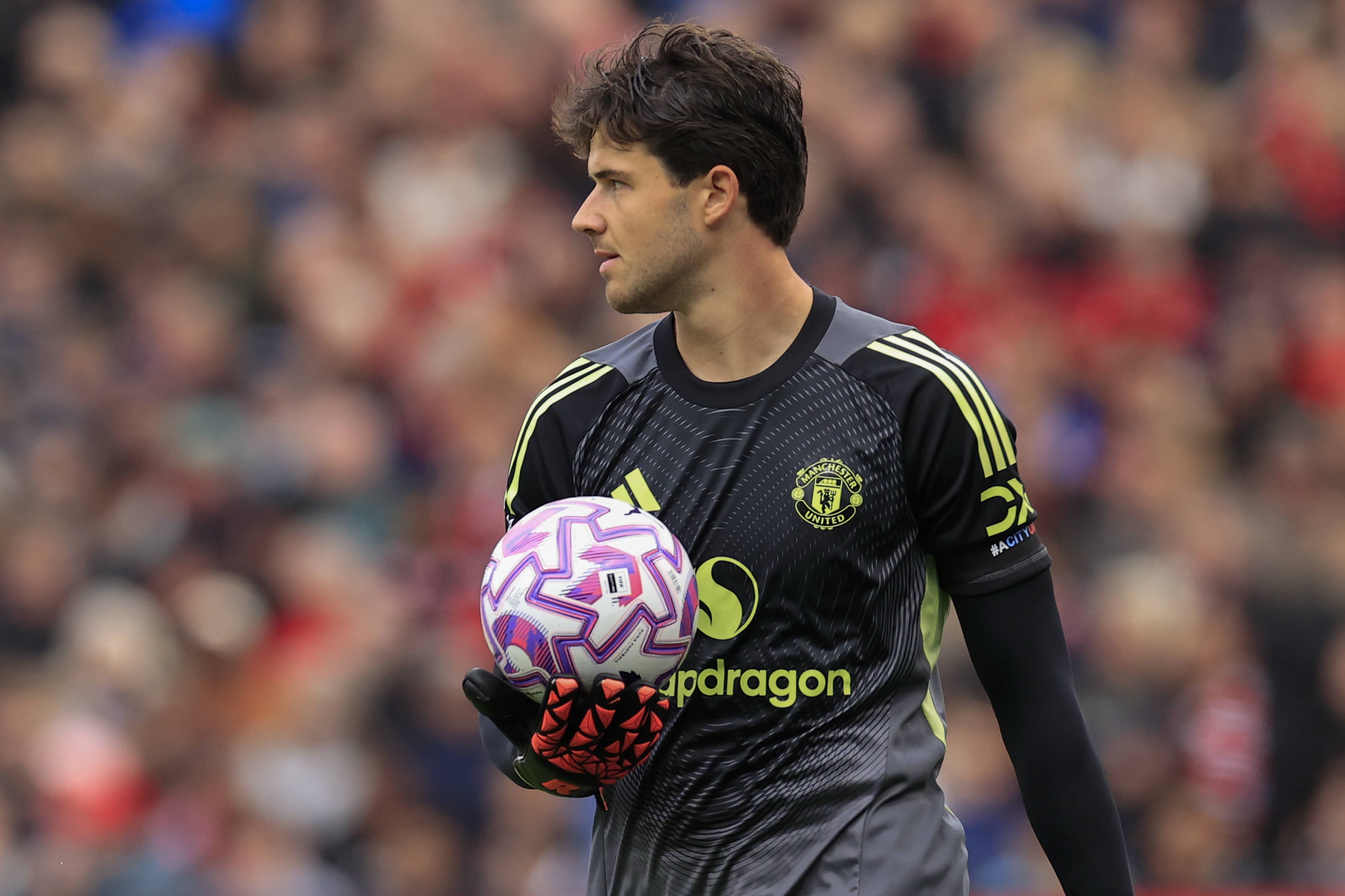 加纳球员亚乌·耶博阿（Yaw Yeboah）签约青岛海牛